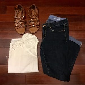 Gap 1969 dark wash skinny jean